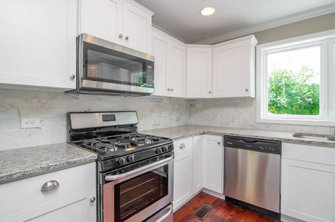835 E 11th St, Lockport, IL 60441 photo 11
