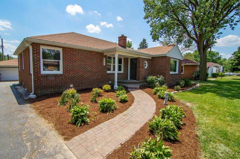 835 E 11th St, Lockport, IL 60441 photo 1