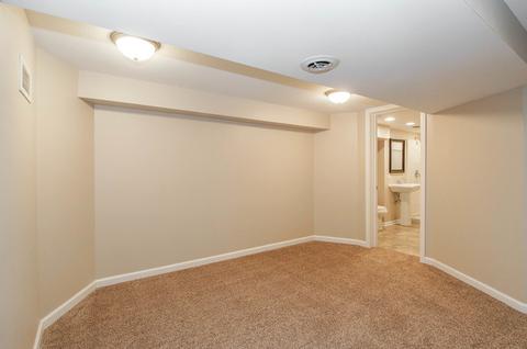 835 E 11th St, Lockport, IL 60441 photo 28
