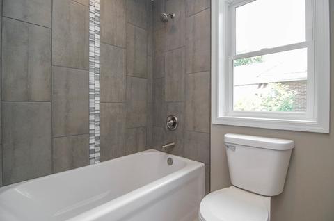 835 E 11th St, Lockport, IL 60441 photo 24