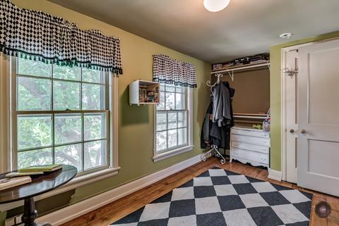 209 E Jefferson Ave, Naperville, IL 60540 photo 23