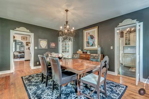 209 E Jefferson Ave, Naperville, IL 60540 photo 14