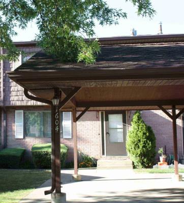 1604 Blackhawk Trl, Wheeling, IL 60090 photo 1
