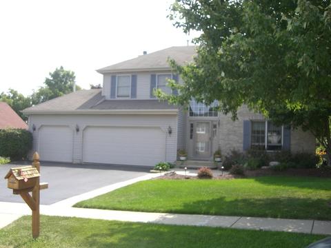 2939 Avalon Dr, Elgin, IL 60124 photo 2