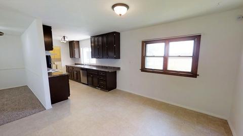 3207 W William St, Champaign, IL 61821 photo 4