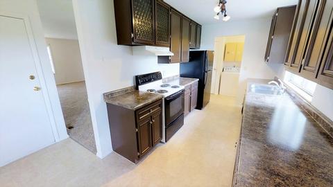 3207 W William St, Champaign, IL 61821 photo 7