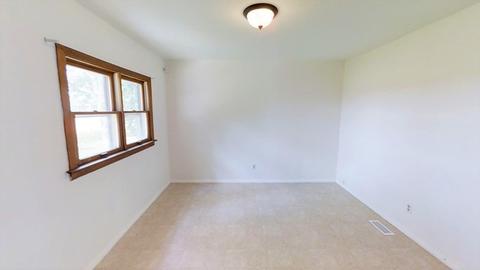 3207 W William St, Champaign, IL 61821 photo 5