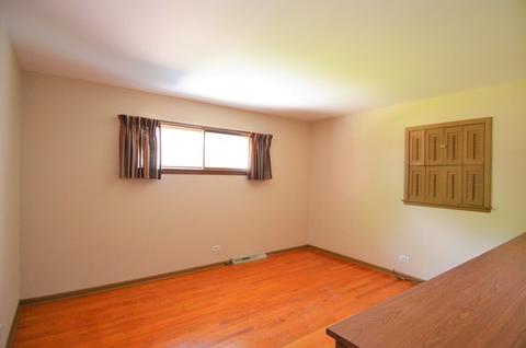 15249 Hamlin Ave, Midlothian, IL 60445 photo 10
