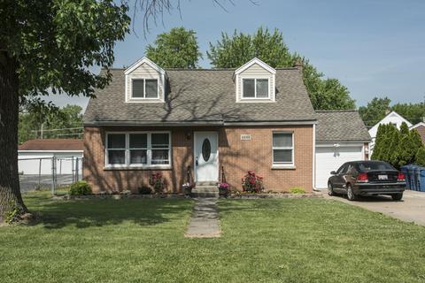6848 Garden Ln, Bridgeview, IL 60455 photo 1