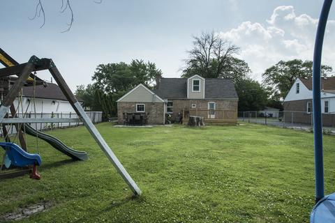 6848 Garden Ln, Bridgeview, IL 60455 photo 25