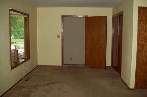16136 Strawberry Rd, Morrison, IL 61270 photo 2