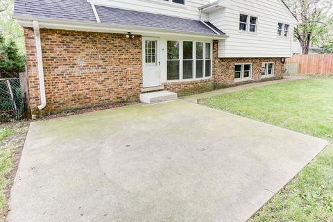 633 Pinecroft Dr, Roselle, IL 60172 photo 23