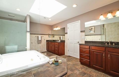 2817 Central Rd, Glenview, IL 60025 photo 17