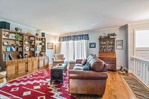 1885 Willowview Ter, Northfield, IL 60093 photo 2
