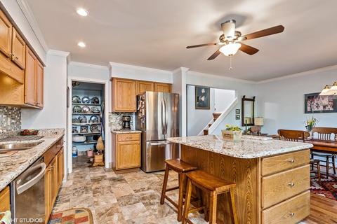 1885 Willowview Ter, Northfield, IL 60093 photo 3