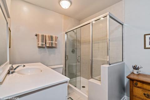 1885 Willowview Ter, Northfield, IL 60093 photo 7