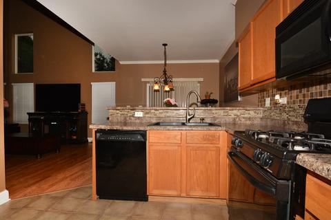 2401 Cactus Ct, Plainfield, IL 60586 photo 7
