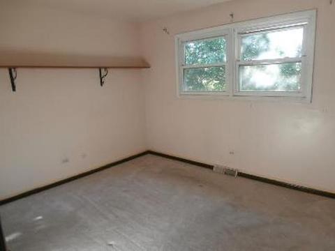 730 Cornfield Rd, Matteson, IL 60443 photo 8