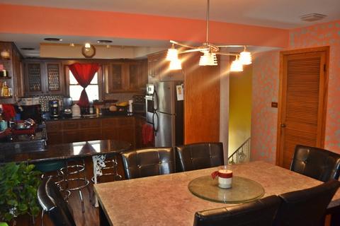 6800 W Wabansia Ave, Chicago, IL 60707 photo 6
