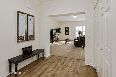 1020 Monroe Ave, Mchenry, IL 60050 photo 2