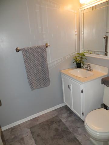 590 Edgemont Ln, Hoffman Estates, IL 60169 photo 21