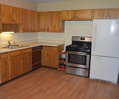 590 Edgemont Ln, Hoffman Estates, IL 60169 photo 7