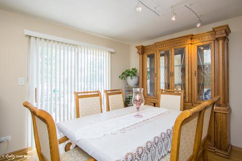 7249 S Ferdinand Ave, Bridgeview, IL 60455 photo 6