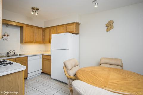 7249 S Ferdinand Ave, Bridgeview, IL 60455 photo 10