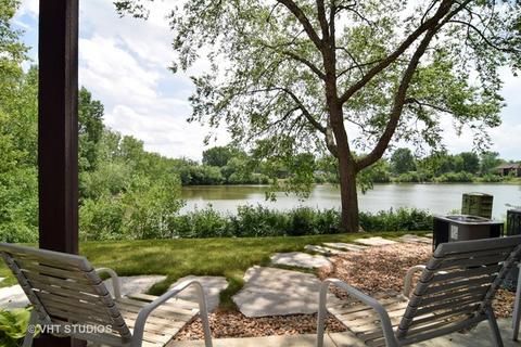 1780 Gloucester Ct #D, Wheaton, IL 60187 photo 9
