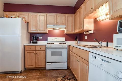 1780 Gloucester Ct #D, Wheaton, IL 60187 photo 3