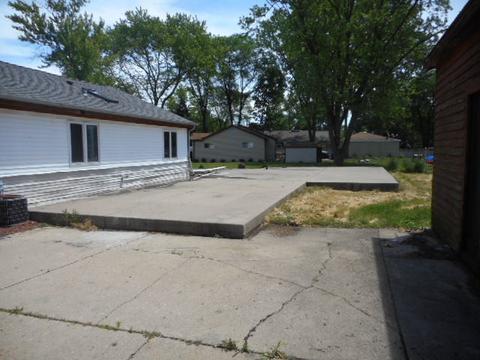 225 Carnation Ln, Hoffman Estates, IL 60169 photo 27
