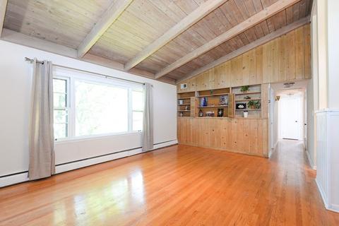 205 E Frontage Rd, Northfield, IL 60093 photo 4