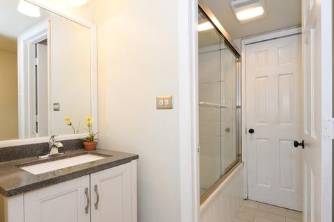 205 E Frontage Rd, Northfield, IL 60093 photo 9