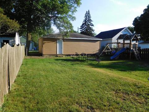 423 Maple Ave, Aurora, IL 60505 photo 25