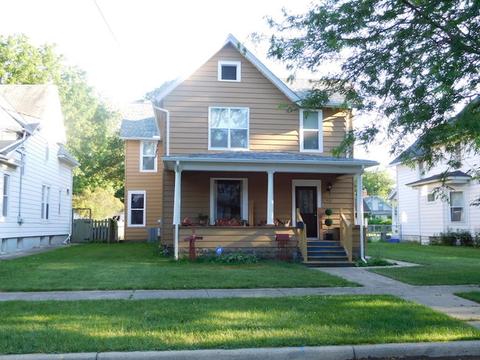 423 Maple Ave, Aurora, IL 60505 photo 1