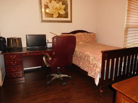 423 Maple Ave, Aurora, IL 60505 photo 8