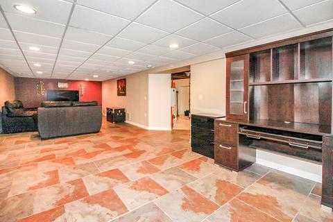 346 Pleasant St, Hoffman Estates, IL 60169 photo 16