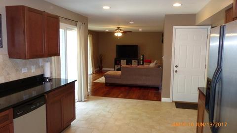 1640 Charles Ave, Algonquin, IL 60102 photo 8