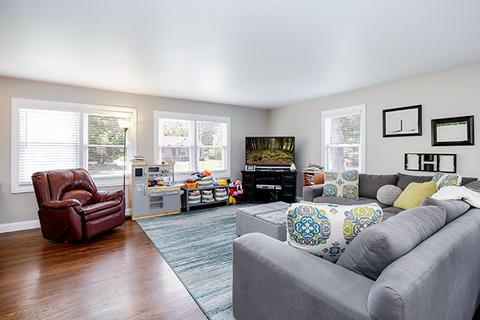 1440 E Forest Ave, Des Plaines, IL 60018 photo 3
