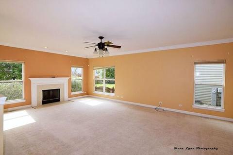 157 Fieldcrest Dr, Bartlett, IL 60103 photo 11