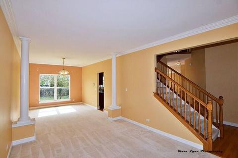 157 Fieldcrest Dr, Bartlett, IL 60103 photo 5