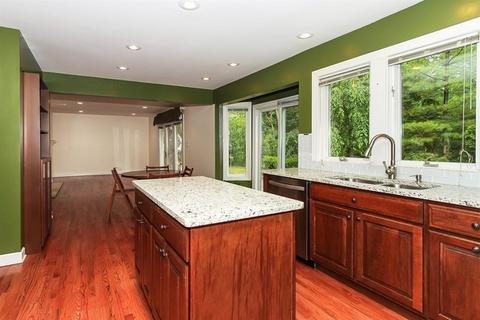 1 Pine Valley Rd, Rolling Meadows, IL 60008 photo 7