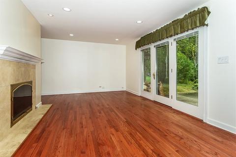 1 Pine Valley Rd, Rolling Meadows, IL 60008 photo 16