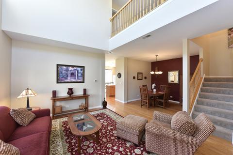 2948 Falling Waters Dr, Lindenhurst, IL 60046 photo 3