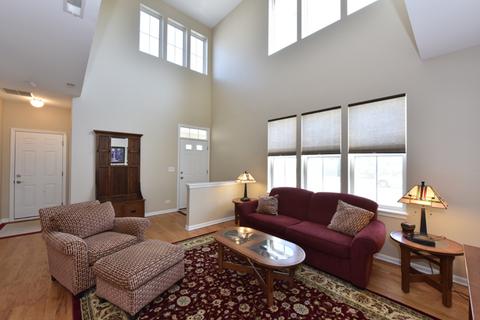 2948 Falling Waters Dr, Lindenhurst, IL 60046 photo 5