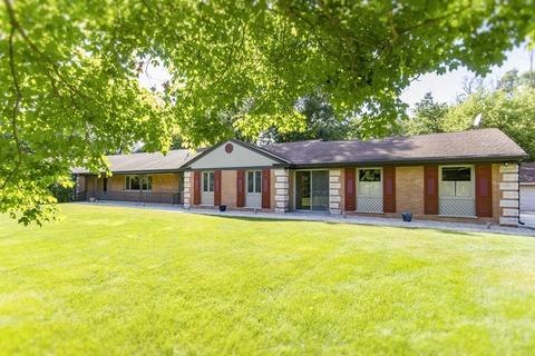 5 N562 Guild Ln, Wayne, IL 60184 photo 2