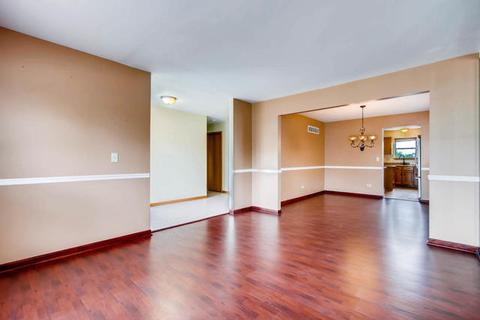 2015 Oakdale Estates Dr, Plainfield, IL 60586 photo 5