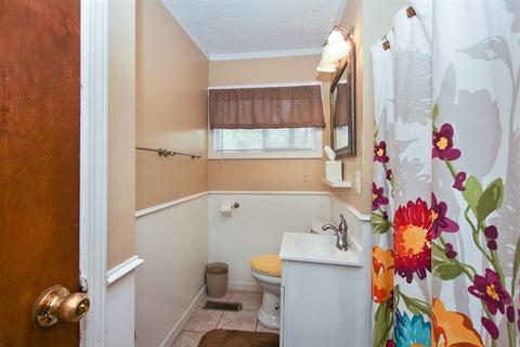596 Hammes Ave, Kankakee, IL 60901 photo 9