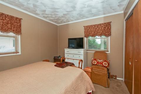 596 Hammes Ave, Kankakee, IL 60901 photo 6