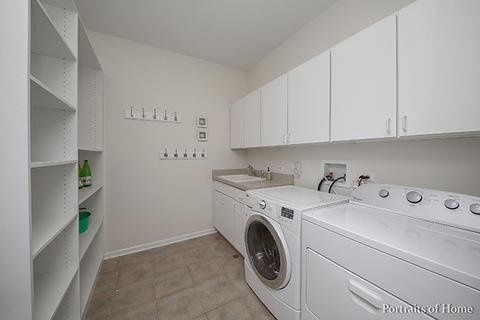 1043 E Jefferson Ave, Wheaton, IL 60187 photo 12